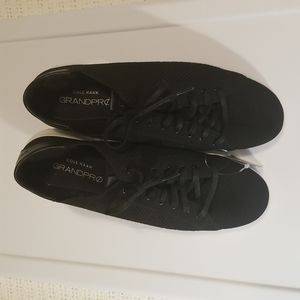 NWT COLE HAAN GRANDPRO TENNIS SNEAKER 12M BLACK WITH WHITE SOLES